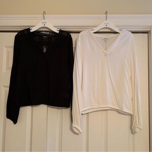 Bundle 2 Express boho blouses Black, White V-Neck Long Sleeve Tops women Medium